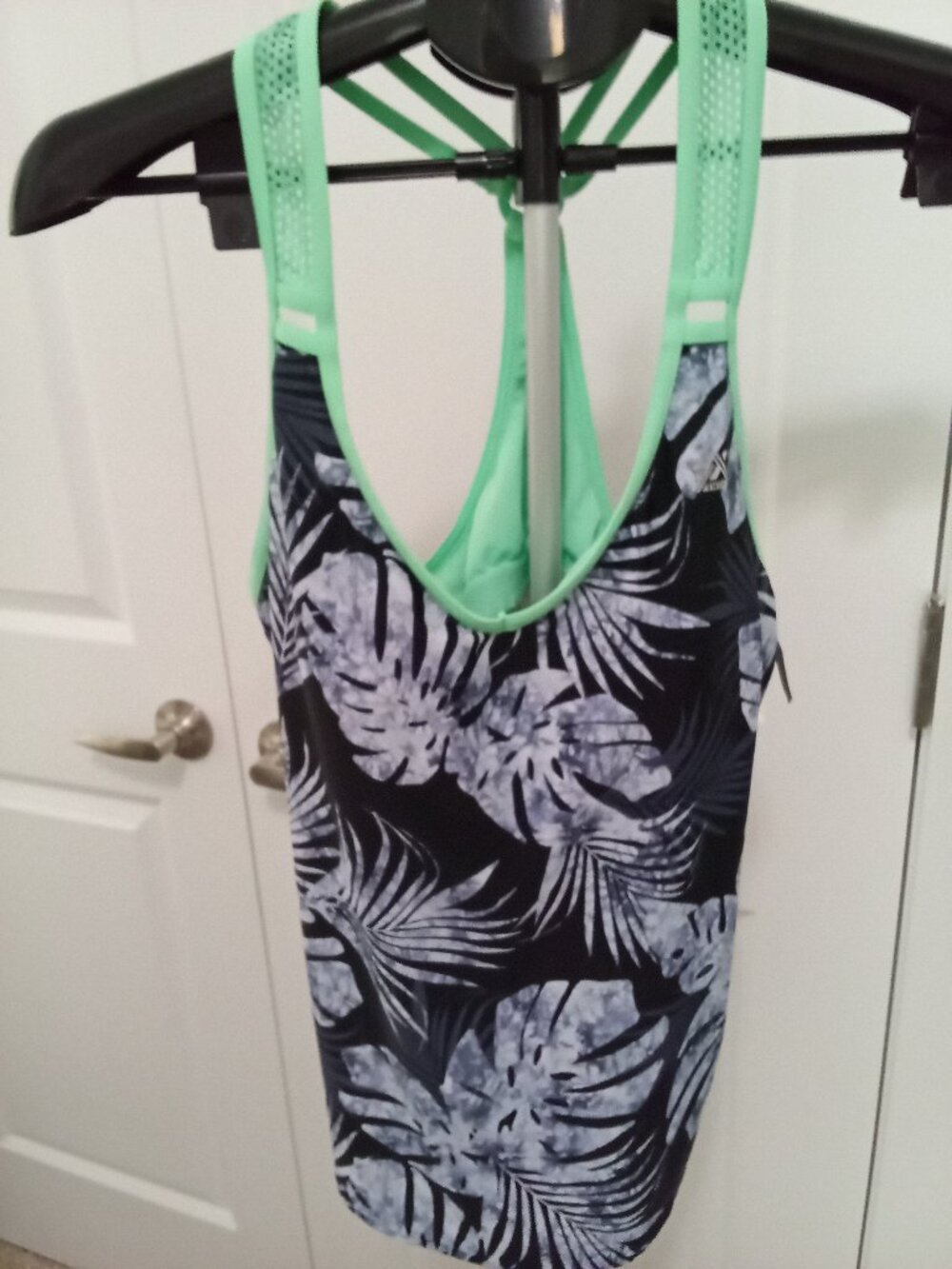 Xero Xposur dark blue and mint w/ light blue palm graphic XL mesh strap swim top